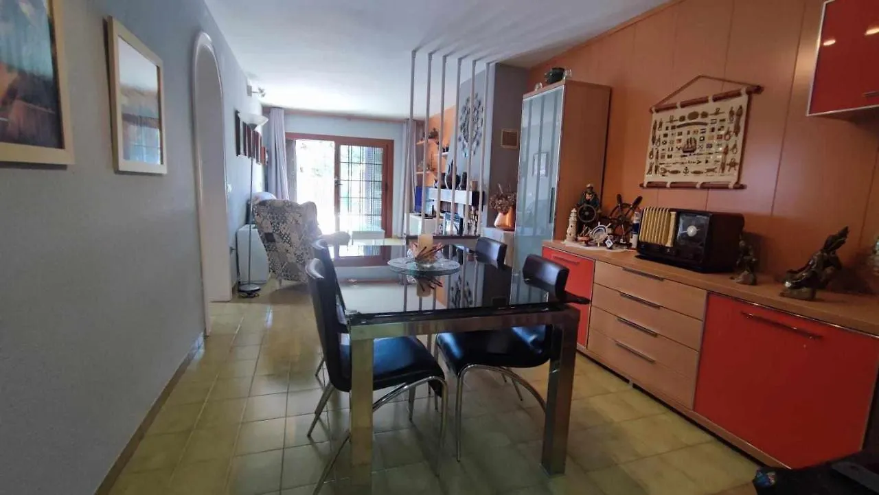 Casa Aurora Piscina Wifi Jardin 56 Pax Villa Girona Spain